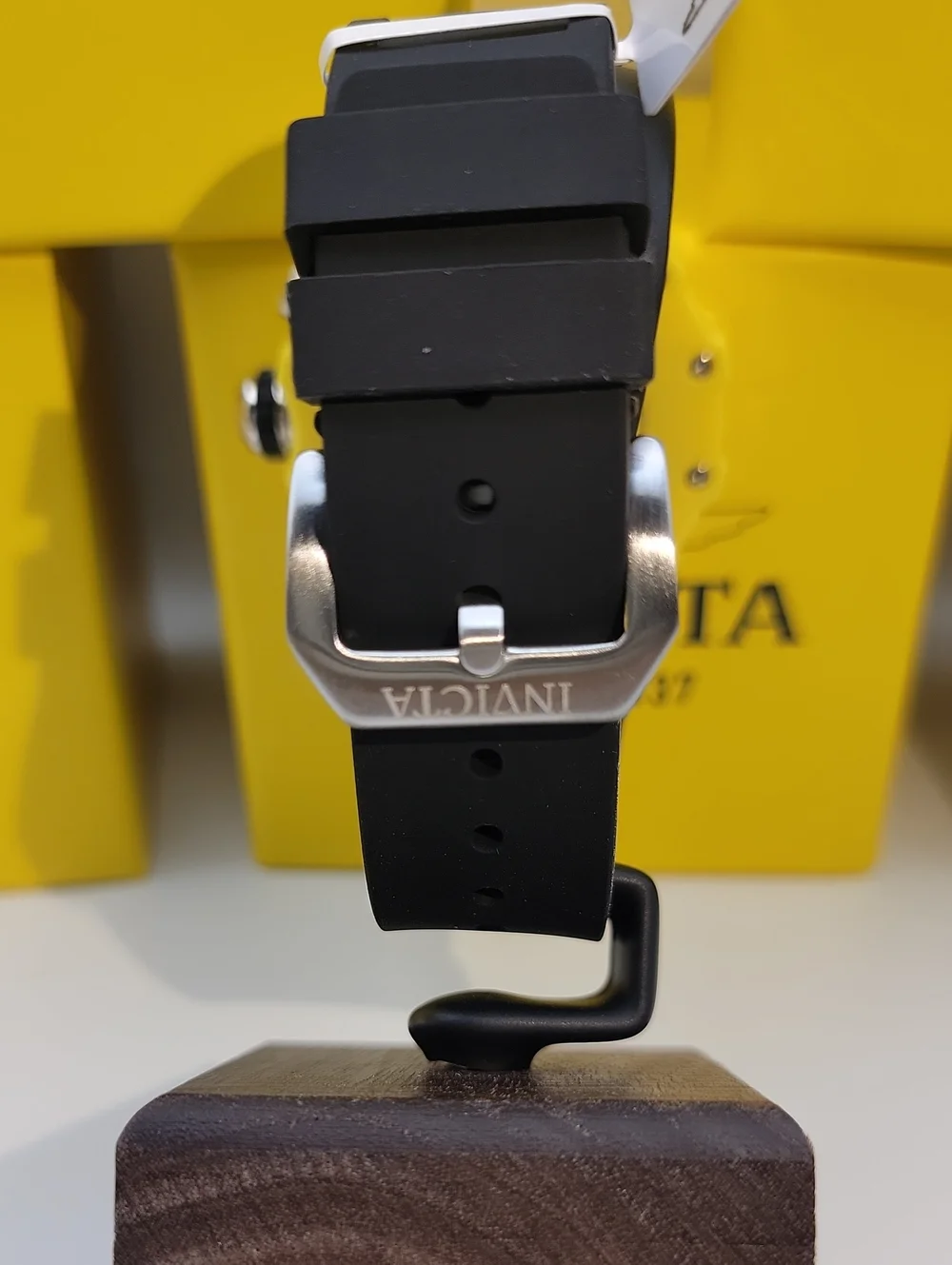Invicta Racing Black Yellow 69667 Chronograph Men's 44.5mm Vaulthan Watch Unisex